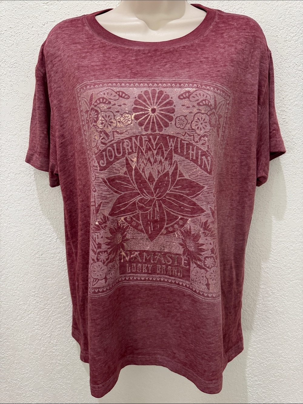 Lucky Brand Women’s ‘Journey Within' “Namaste” Graphic Tee - Burgundy Size M NWT